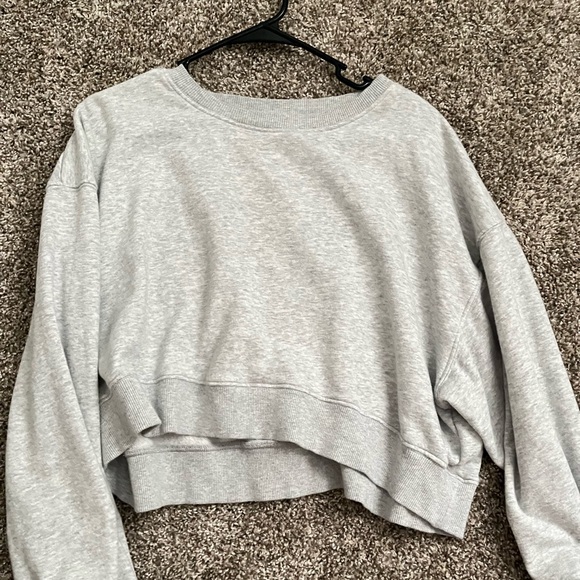 PacSun Sweaters - Grey cropped Crewneck